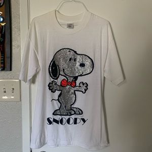 Vintage silver glitter snoopy shirt